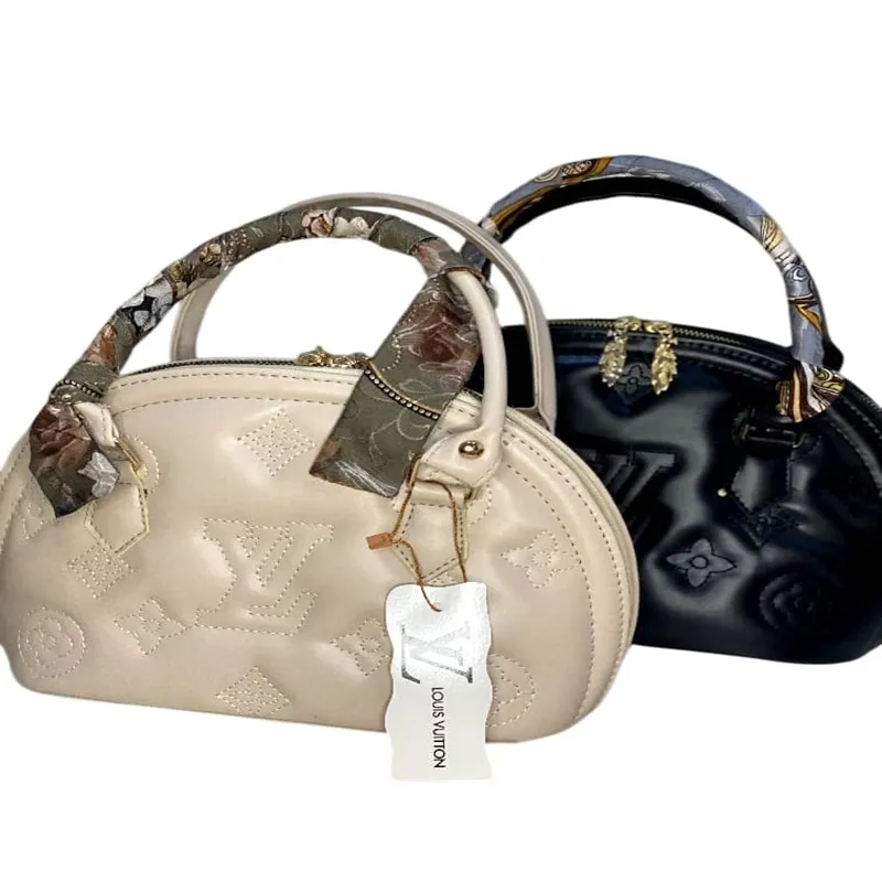 کیف چرمی کرم 20047 LV